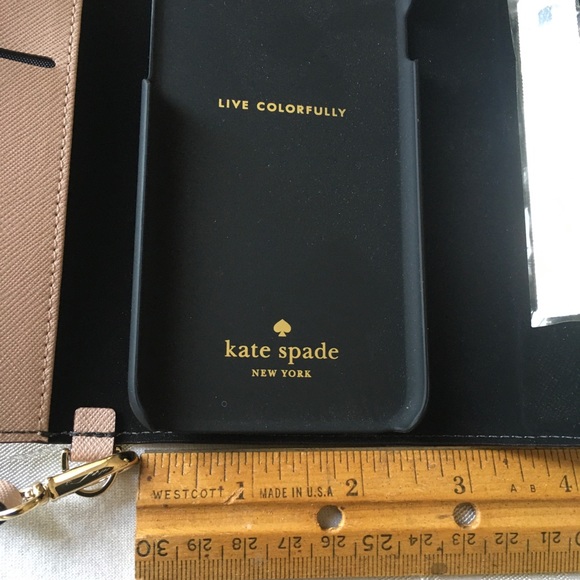 Kate Spade Wristlet case for iPhone 6/6S and slots for two credit cards - Picture 10 of 13